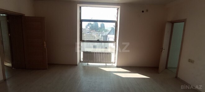 20 otaqlı ofis - Gəncə - 1137 m² (4)
