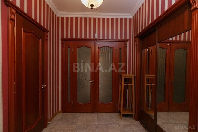 8 otaqlı həyət evi/bağ evi - Gənclik m. - 630 m² (27)