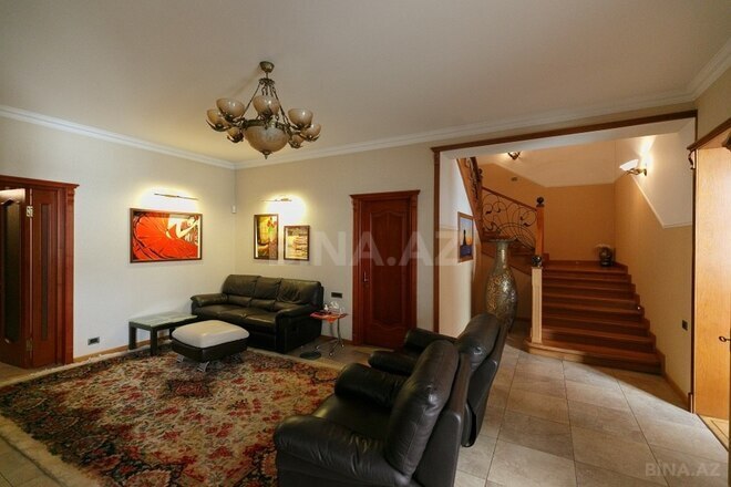 8 otaqlı həyət evi/bağ evi - Gənclik m. - 630 m² (7)