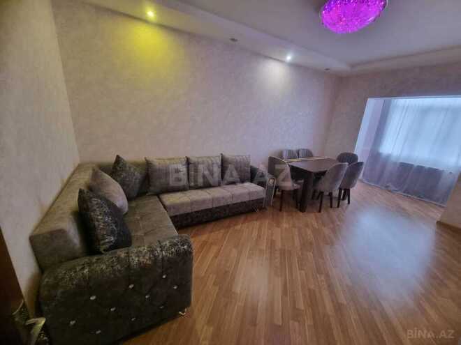 2 otaqlı köhnə tikili - 8 Noyabr m. - 65 m² (1)