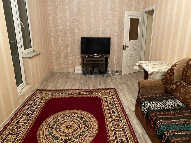 2 otaqlı köhnə tikili - İnşaatçılar m. - 52.5 m² (2)