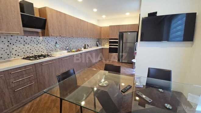6 otaqlı həyət evi/bağ evi - Mərdəkan q. - 400 m² (9)