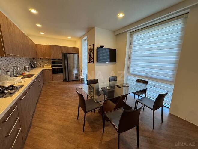 6 otaqlı həyət evi/bağ evi - Mərdəkan q. - 400 m² (8)