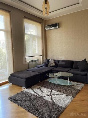 2-комн. вторичка - м. 28 мая - 90 м² (2)