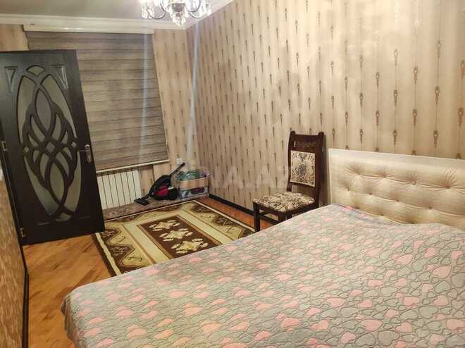 2 otaqlı köhnə tikili - İnşaatçılar m. - 50 m² (1)