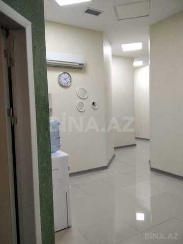 Obyekt - 8 Noyabr m. - 270 m² (27)