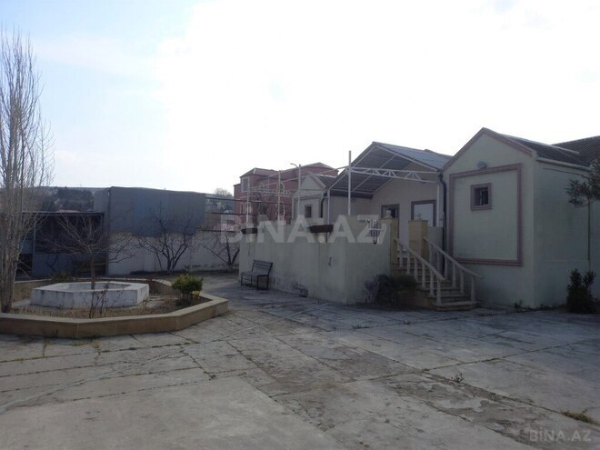 4 otaqlı həyət evi/bağ evi - Novxanı q. - 150 m² (3)