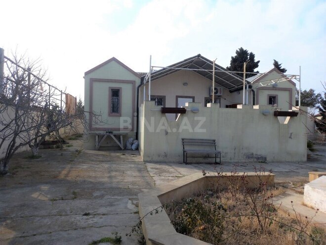 4 otaqlı həyət evi/bağ evi - Novxanı q. - 150 m² (2)