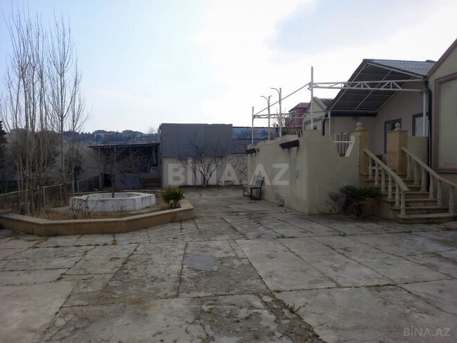 4 otaqlı həyət evi/bağ evi - Novxanı q. - 150 m² (26)