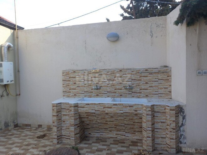 4 otaqlı həyət evi/bağ evi - Novxanı q. - 150 m² (16)