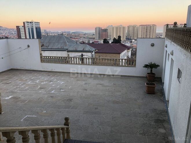 6 otaqlı həyət evi/bağ evi - 20-ci sahə q. - 450 m² (3)