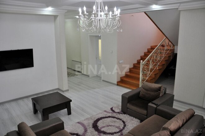 6 otaqlı həyət evi/bağ evi - Biləcəri q. - 313 m² (13)