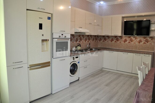 6 otaqlı həyət evi/bağ evi - Biləcəri q. - 313 m² (16)