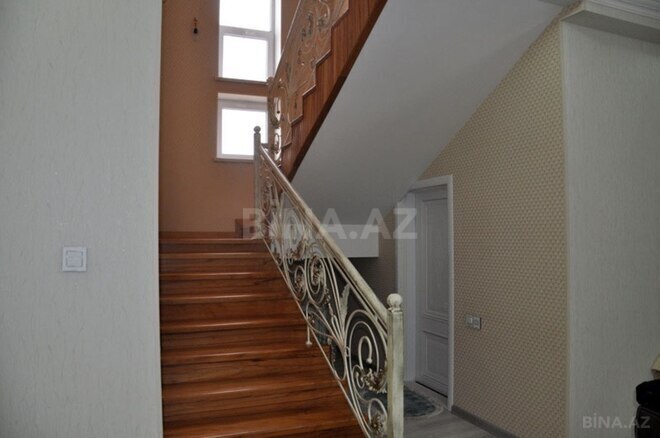 6 otaqlı həyət evi/bağ evi - Biləcəri q. - 313 m² (19)