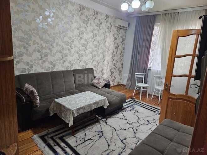 2 otaqlı köhnə tikili - 7-ci mikrorayon q. - 35 m² (1)