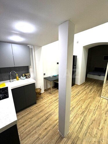 2 otaqlı köhnə tikili - 28 May m. - 40 m² (3)