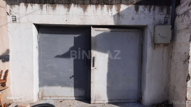 Qaraj - İnşaatçılar m. - 20 m² (6)