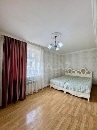 2 otaqlı köhnə tikili - İnşaatçılar m. - 65 m² (12)