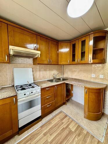 2 otaqlı köhnə tikili - İnşaatçılar m. - 65 m² (4)