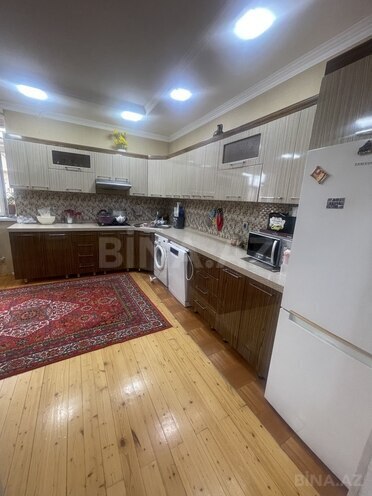 5 otaqlı həyət evi/bağ evi - Binəqədi q. - 160 m² (21)