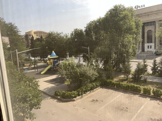 4-комн. вторичка - м. Нефтчиляр - 100 м² (23)