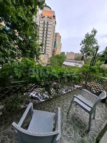 2 otaqlı köhnə tikili - 28 May m. - 76 m² (21)