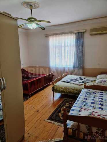 6 otaqlı həyət evi/bağ evi - Novxanı q. - 220 m² (13)