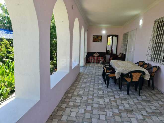 6 otaqlı həyət evi/bağ evi - Novxanı q. - 220 m² (16)