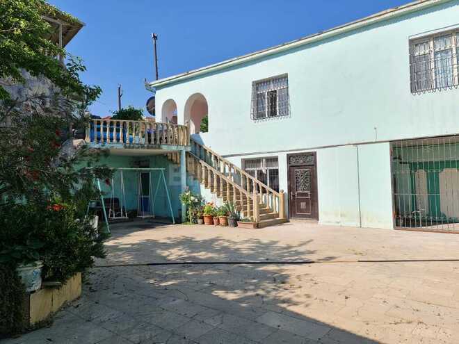 6 otaqlı həyət evi/bağ evi - Novxanı q. - 220 m² (21)