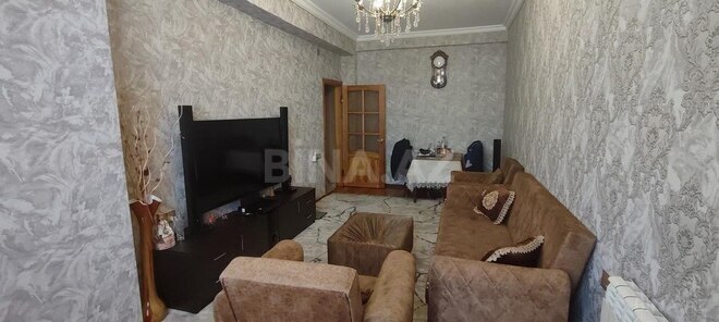 2 otaqlı köhnə tikili - İnşaatçılar m. - 65 m² (2)