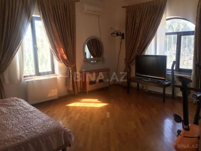 4 otaqlı həyət evi/bağ evi - Novxanı q. - 200 m² (16)