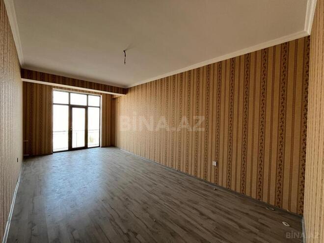 3-комн. новостройка - м. 28 мая - 155.3 м² (8)