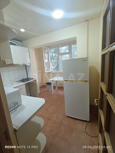 2 otaqlı köhnə tikili - Azadlıq Prospekti m. - 68 m² (4)