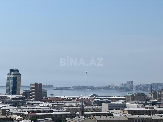 4-комн. новостройка - м. 28 мая - 184 м² (1)