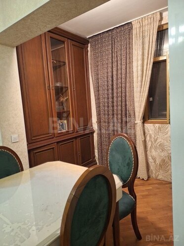 3 otaqlı köhnə tikili - 8-ci mikrorayon q. - 85 m² (3)