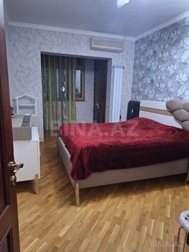 3 otaqlı köhnə tikili - 8-ci mikrorayon q. - 85 m² (4)