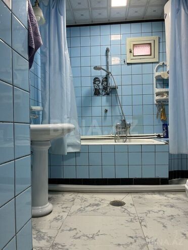 Satılır 5 otaqlı köhnə tikili 170 m², Sahil m., photo 30 from 32