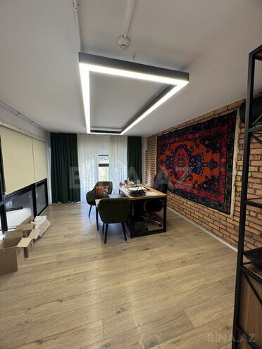 Obyekt - Ağ şəhər q. - 360 m² (8)