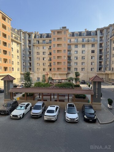 Obyekt - Ağ şəhər q. - 360 m² (16)