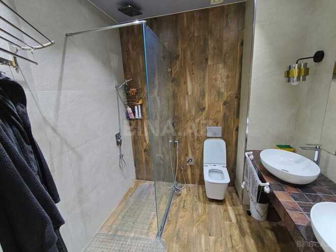 4-комн. новостройка - м. 8 ноября - 125 м² (14)