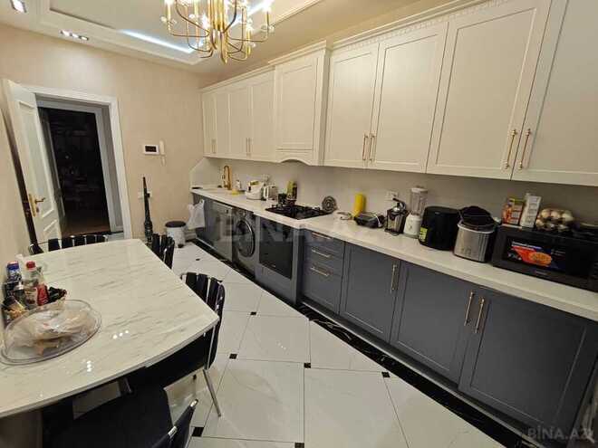 4-комн. новостройка - м. 8 ноября - 125 м² (12)