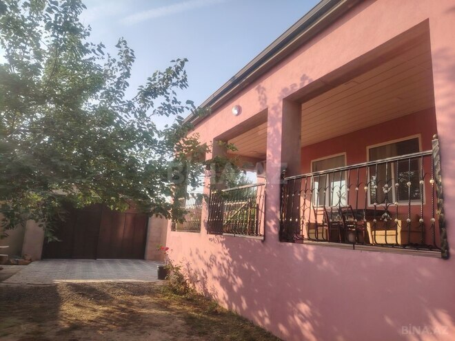 4 otaqlı həyət evi/bağ evi - Saray q. - 180 m² (19)