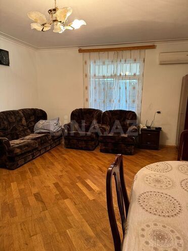 5-комн. дом/дача - пос. Пиршаги - 250 м² (1)