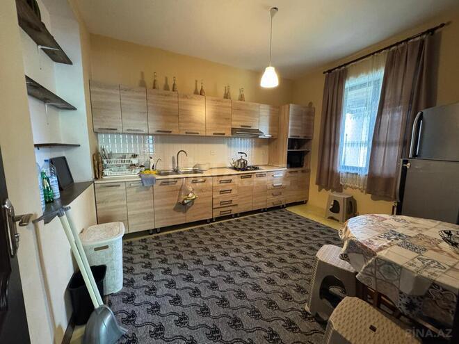 8 otaqlı həyət evi/bağ evi - Qusar - 300 m² (6)