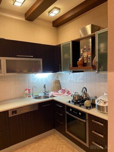 4 otaqlı yeni tikili - Şah İsmayıl Xətai m. - 154 m² (15)