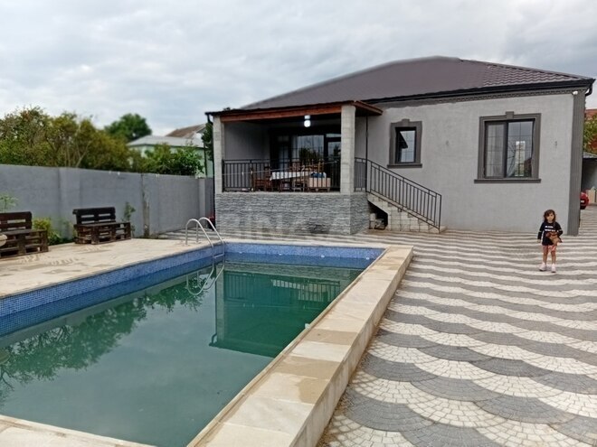 4 otaqlı həyət evi/bağ evi - Novxanı q. - 190 m² (12)