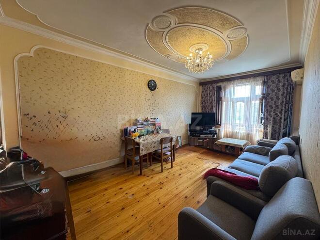 2 otaqlı köhnə tikili - Bakıxanov q. - 55 m² (1)