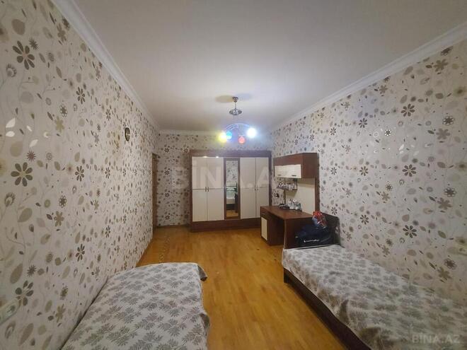 3 otaqlı köhnə tikili - 9-cu mikrorayon q. - 90 m² (1)