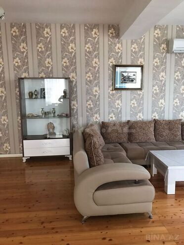 3 otaqlı həyət evi/bağ evi - Pirşağı q. - 170 m² (29)