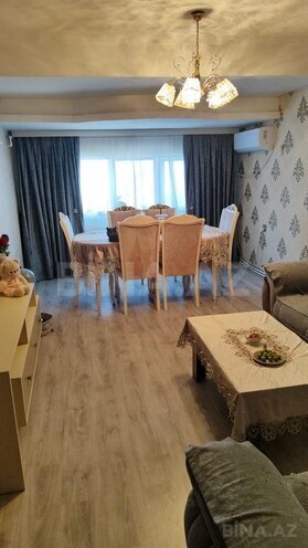 Продаётся 2-комн. вторичка 73 м², м. Халглар Достлугу, photo 1 from 22